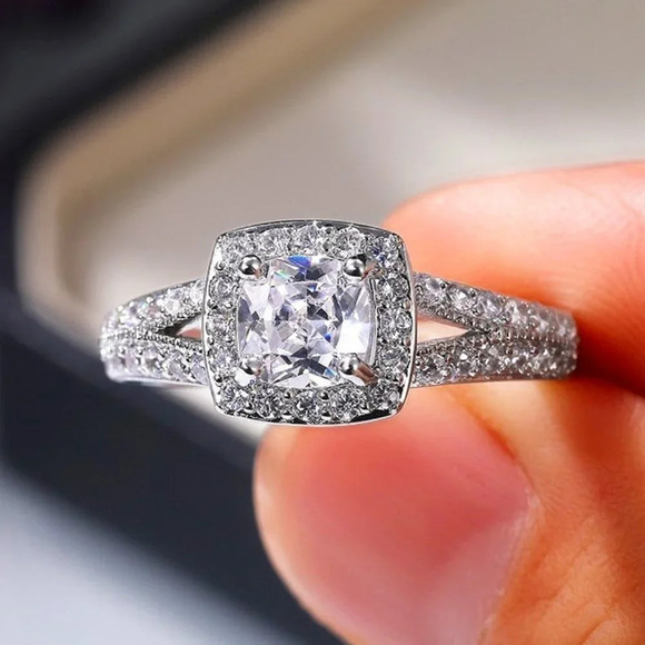 🔥NEW LUXURY 14K WHITE GOLD SQUARE GEM DIAMOND ENGAGEMENT  display picture 1